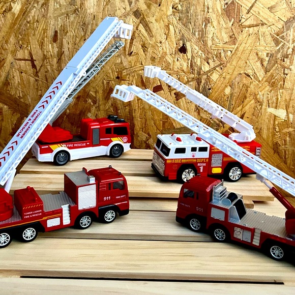 Fire truck storage cube,fire fighter action set,firetrucks, 100+ accessories 5+ - Picture 5 of 10